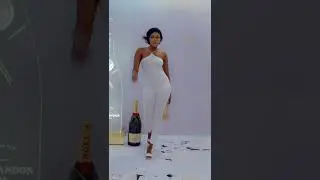 ZEN 9 Cinema - Cilla Displays Her Runway Catwalk Skills And That's Wild