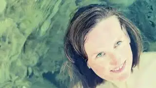 Mia Dyson - Come To Me (Lyric Video)