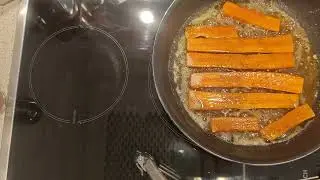 Stekte gulr&oslash;tter med potetstappe 🥕 Enkel oppskrift alle f&aring;r til! 😋