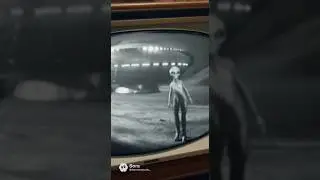 Alien caught on camera #president #jfk #alien #extraterrestrial #ufoキャッチャー #trippy #funny
