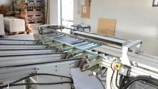 IDEAL LEGNO: fase di incollaggio