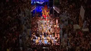 it&rsquo;s the grand arrival of Bappa in Surat! ✨