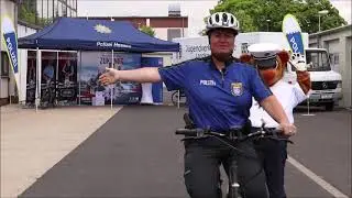 &Uuml;bung 3: Daumen hoch