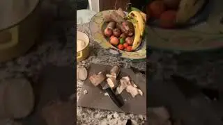 Uniquely Mia is live sending a blessed and peaceful day to all. It&rsquo;s breakfast time.