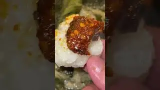 Dipping lao chili 🌶 paste with sticky rice 🌾 yummmmmm