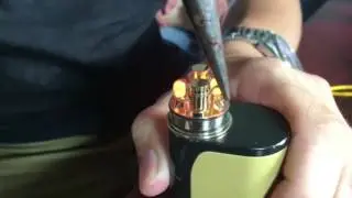 Freshskaterjay tricks on The World's first screwless RDA