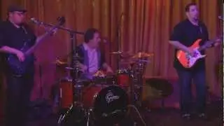 Chico's Bail Bonds - Down Don't Bother Me(cover)