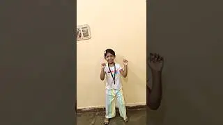 Shaky shaky 😅 #ourcupcake #dancer😁 #funnyshorts #daughtermother #familyfun #ourqueen #cutenivi