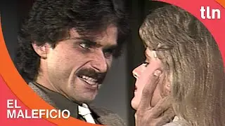 Vicky no quiere que Jorge toque a su hijo | El Maleficio | Capítulo 275
