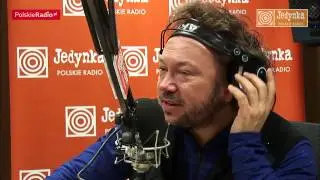 Mietek Szcześniak pokazuje, jak skrócić drogę z serca do głowy (Jedynka)