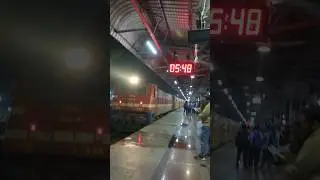 Vijayawada to Chennai Central |  17211 Pinakini super fast express #travel #indianrailways #pinakini