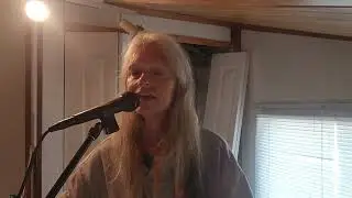 Audio test: DI from Fishman amp to Zoom H6 to Phone. 