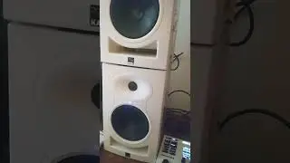 Russian Sampleflip Session 4-3-23 Maschine Mk3 Boombap hiphop Beatmaking with Maschine Jam