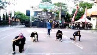 BALI MASSIVE SHUFFLE performance @SMA (SLUA) Saraswati 1 Denpasar