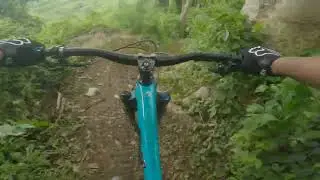 HILLROADS PLAYGROUND CALUNETAN DH TRACK