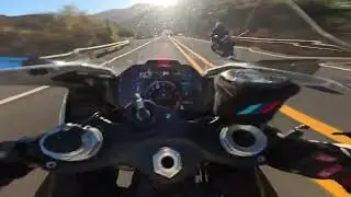 S1000RR CHASING CBR600RR