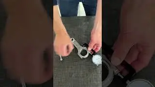 Connecting rod bolt stretch tool #connectingrod #speedingnu #tools #automobile