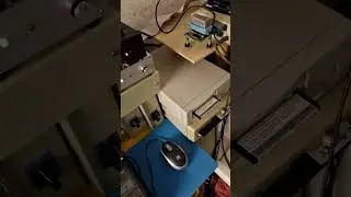 Den CPC 6128 Plus mit einem 2. SCSI Umschalter an die vorhandene Hardware anschlie&szlig;en.