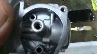 Minimoto Cross Malaguti Grizzly 10. TEN. Reacondicionar y limpiar carburador. Carburetor. Video 15