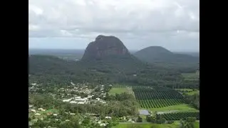 Mt NGUNGUN HIKE up this Glass House Mountain. Short and sharp climb but on a path