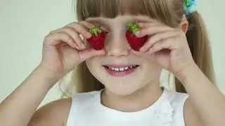 Learn Fruits for Kids 🍎🍌🍊🍓🍇 | Happy Learning Garden