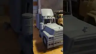 no more guessing! it's the convoy rubber duck mack that will become a 1/10 rc truck