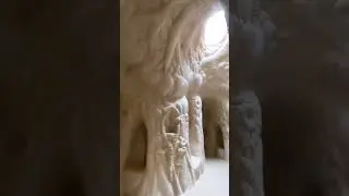Ra Paulette caves, USA