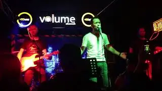 Umut Kaya-Silinmeyen Hatıralar (Cover Canlı Performans)