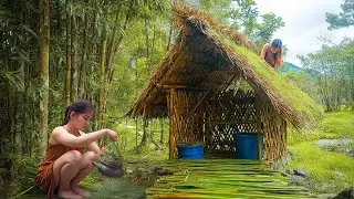 Leaving the Noisy City to Build a 2 Story House | Bamboo Pipe Bathroom DIY