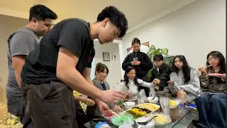 2VC Em 6 Đãi Đại Gia Đình Món Phở và Chè Thái Rất Ngon Mừng SN Kiana 🇨🇦2249》 Cuộc Sống Canada