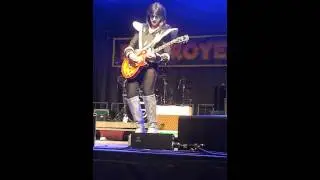 Shock Me Guitar Solo