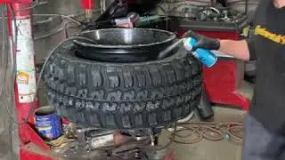 Tire stretching federal 33x12.50x20 on a fuel off road 20x14