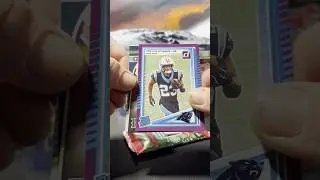 Pulling Holiday tin 8 in search for a Downtown!! #sportscards #footballcards #nfl