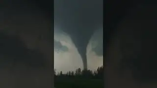 Elephant trunk #tornado in Bowling Green, Missouri
