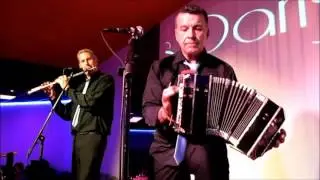 Orchestre TEMPS DANSE. Série Tangos au dancing Le LOOPING (71).
