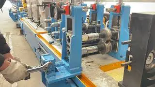 Quick mold change device operation