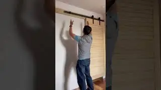 How to install a barn door？