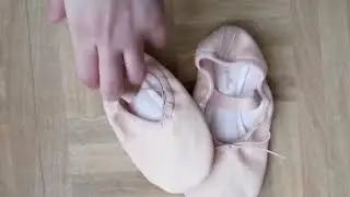LITTLE STAR Full-Sole Canvas Ballet Shoe
