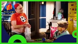 El conserje estrella Germán Martínez | Vecinos 2/5 C4 T15 | Distrito Comedia