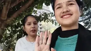 Hum chale park 😂,priyanka phne firse kisi or k khpde 😅