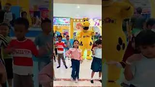 Dance with Dino @ 🦕 Dino Park Playground Plaza Surabaya 🥳 #playground #mallsurabaya #dance #seru