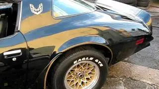Lady Gaga 1977 Trans Am Y82 SE car featured in Video Marry The Night