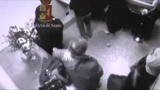 Furto durante la veglia alla Camera mortuaria