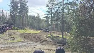 Panssarimuseon kevätsawutus 26.4.2025, ajonäytös, ITPSV Leopard 2 Marksman