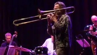 Wolter Wierbos solo / 'Een beetje zenuwachtig' - ICP Live in TivoliVredenburg