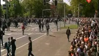 LIVE Beelden Ongeluk Koninginnedag 2009 - uitzending NOS - Eerste beelden - Uncut footage - [HQ]