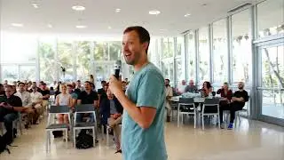 Как продавец стоимостью 100 миллионов долларов переоценивает запасы Amazon FBA | Romer Jones Live...