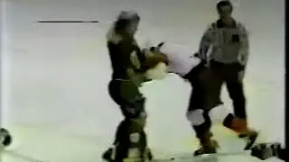 Paul Holmgren vs Brian Curran Round 1
