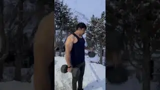 Snowfall Bycep workout #youtubeshorts #hardwork #fitness #bigbicep #aadideswalfitnessvlogs #aadi