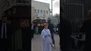 Salida del Dulce Nombre de Jesús desde la Parroquia de la Oliva de Dos Hermanas.